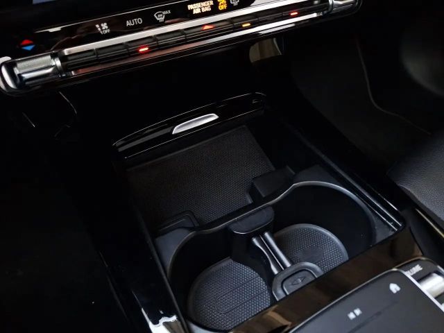 Mercedes-Benz A 200 Aut./LED/Panorama/AHK/Navi/Kamera/SHZ/1.Besitz