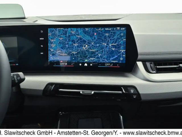 BMW 218 218d Active Tourer Sedan