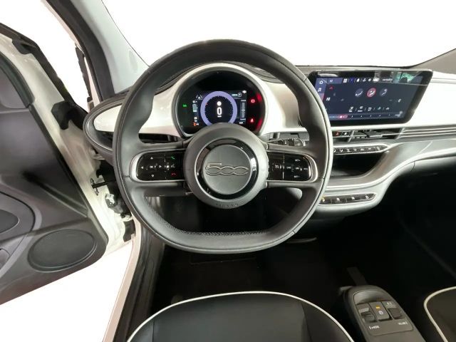 Fiat 500e 500 e Base  KlimaA* Navi* Touchscreen* Bluetooth