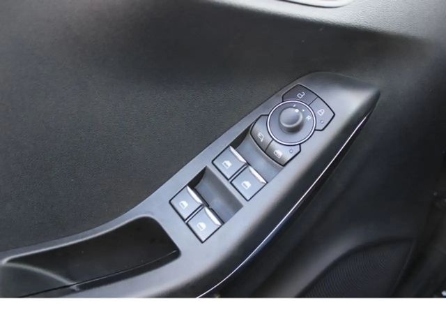 Ford Puma EcoBoost Titanium