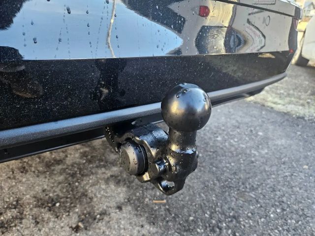 Volkswagen Golf Business DSG Variant