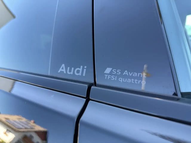 Audi S5 Avant Quattro