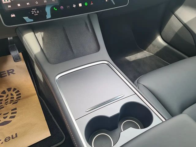 Tesla Model 3 Standard Range