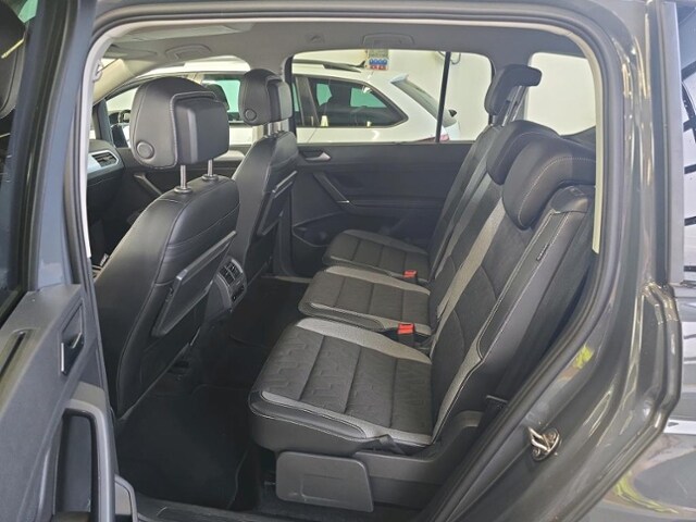Volkswagen Touran 1.5 TSI DSG