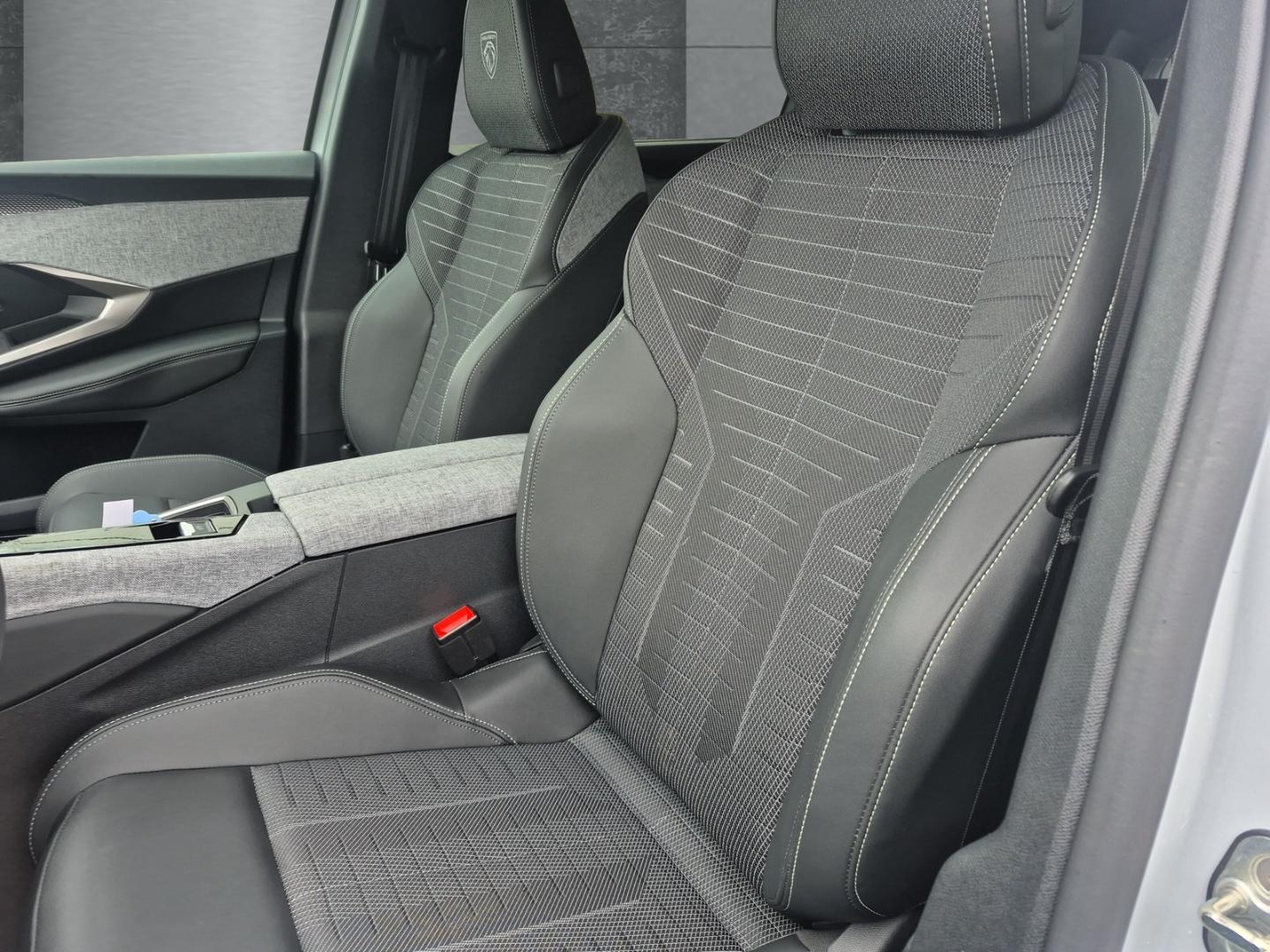 Peugeot 5008 GT-Line Hybrid