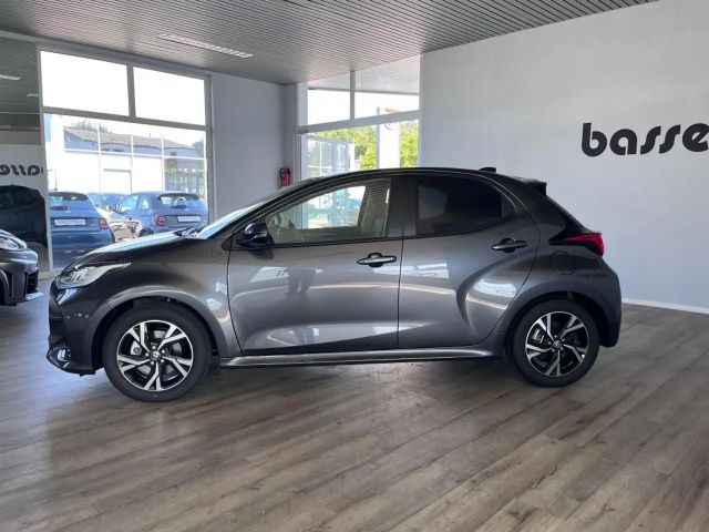 Toyota Yaris Hatchback Hybride VVT-i
