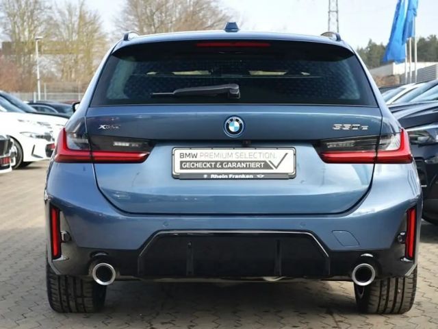 BMW 330 330e M-Sport xDrive