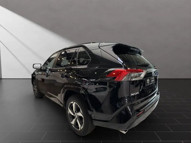 Toyota RAV4 Plug-in Team D