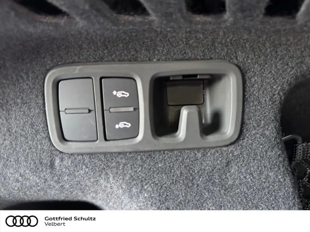 Audi Q8 55 TFSI Hybride Quattro S-Line