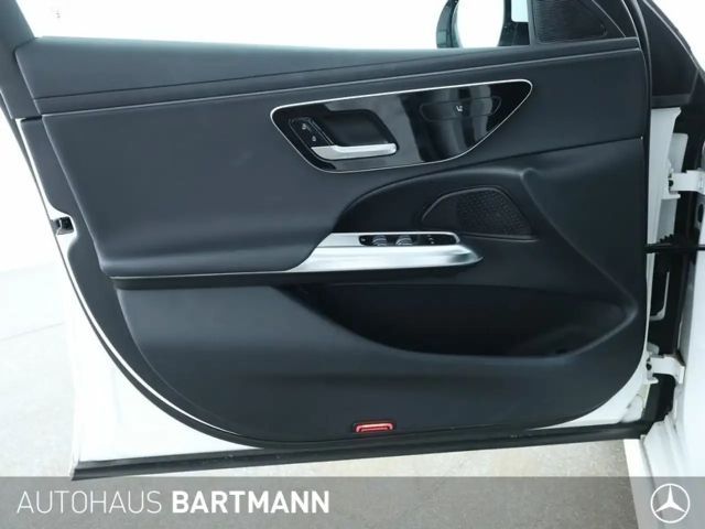 Mercedes-Benz E 200 AVANTGARDE Estate