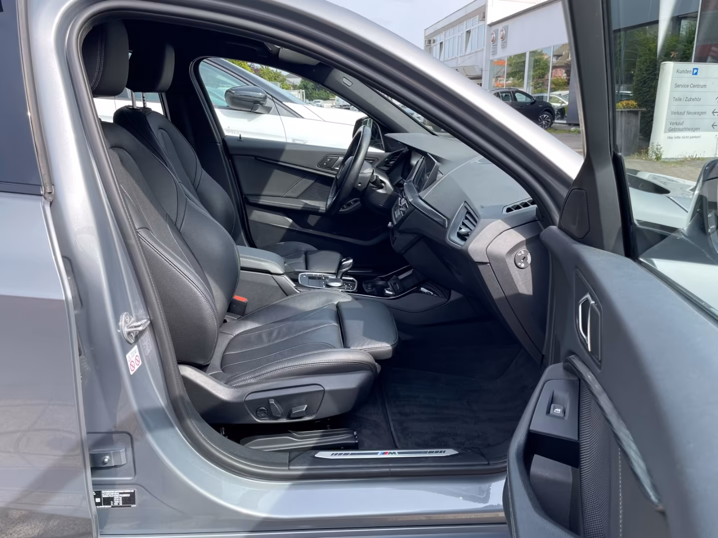 BMW 118 118i M-Sport Sedan