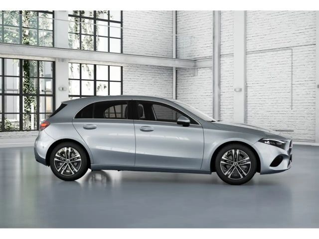 Mercedes-Benz A 180 Hatchback