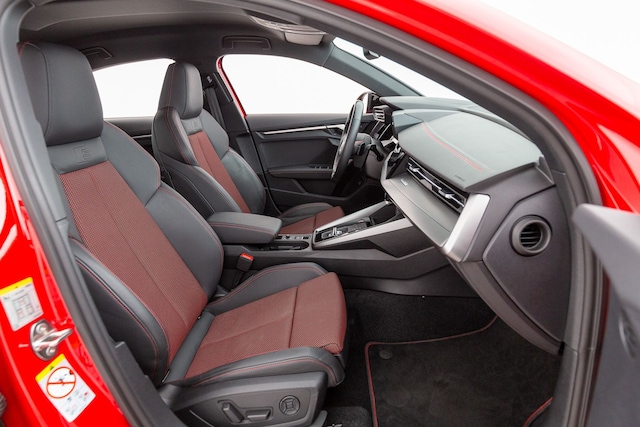 Audi S3 Quattro S-Tronic Sedan