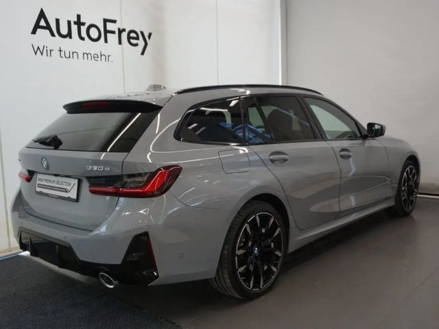 BMW 330 330e xDrive