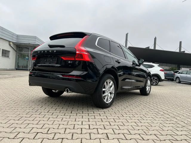 Volvo XC60 Momentum