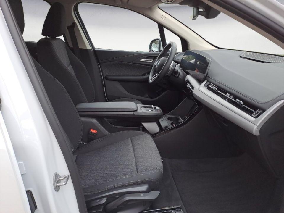 BMW 220 220i Active Tourer