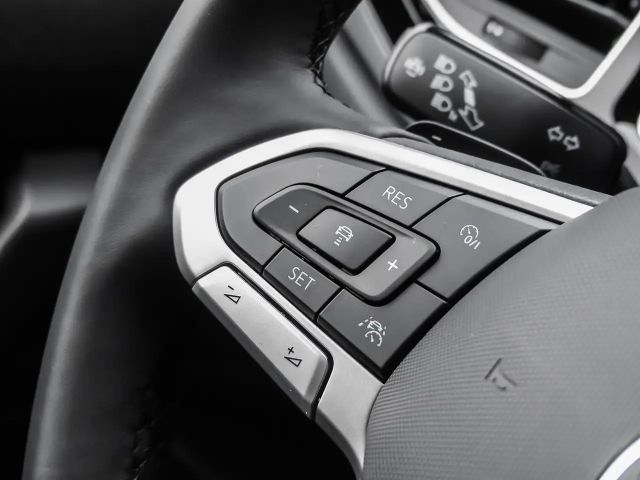 Volkswagen Taigo DSG R-Line Style