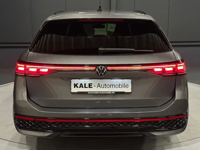 Volkswagen Passat 4Motion R-Line Style Variant