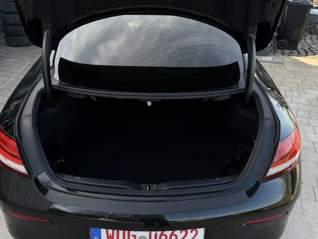 Mercedes-Benz C 200 AMG Line Coupé