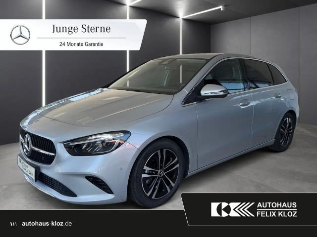 Mercedes-Benz B 200 Progressive Sedan