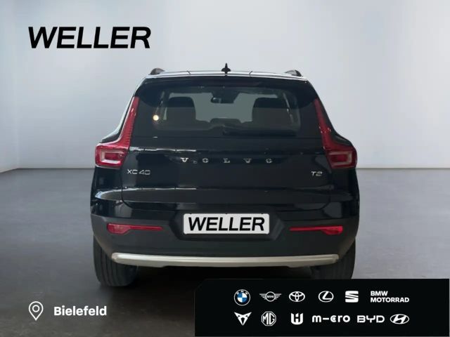 Volvo XC40 Core Momentum