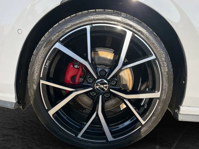 Volkswagen Golf 2.0 TDI DSG GTD Style