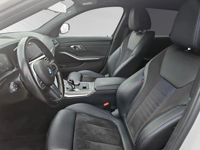 BMW 330 330d M-Sport Touring