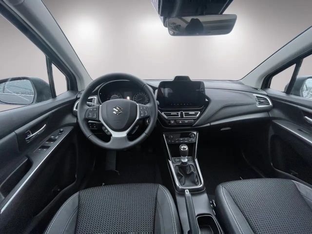 Suzuki S-Cross Flash Hybrid