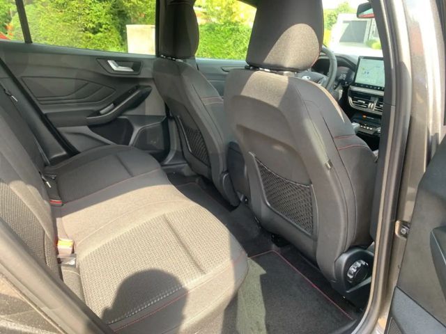 Ford Focus EcoBoost ST Line Wagon