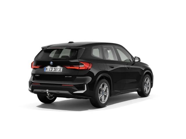 BMW X1 xDrive30 AHK LED NAVI KAMERA SHZ PDC KEYLESS