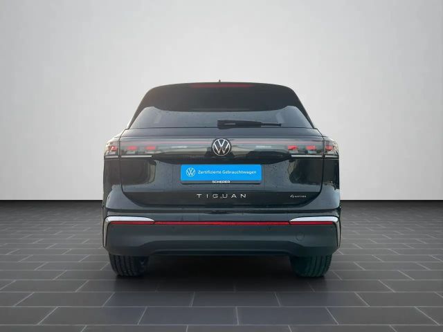 Volkswagen Tiguan 4Motion DSG Elegance Elegance