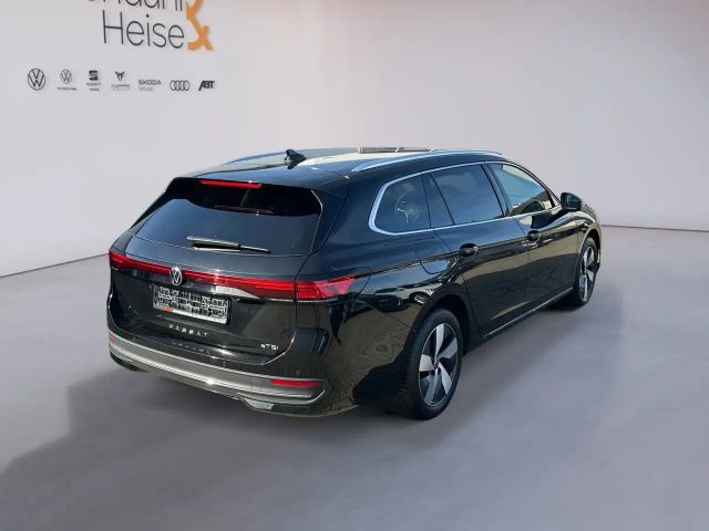 Volkswagen Passat 1.5 eTSI Business DSG