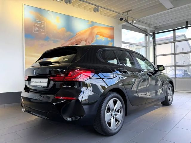 BMW 116 116i Advantage pakket Sedan