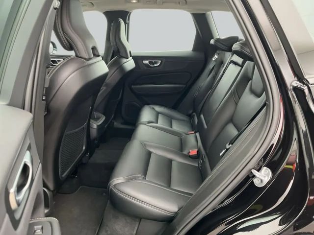 Volvo XC60 Dark Plus