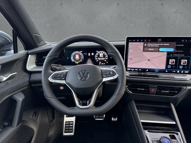 Volkswagen Tayron 2.0 TDI DSG 4M R-Line IQ.LIGHT Pano Navi