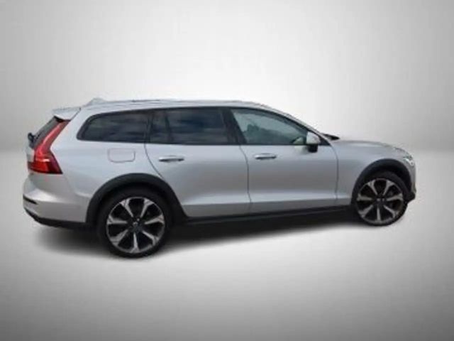 Volvo V60 Cross Country AWD Ultimate