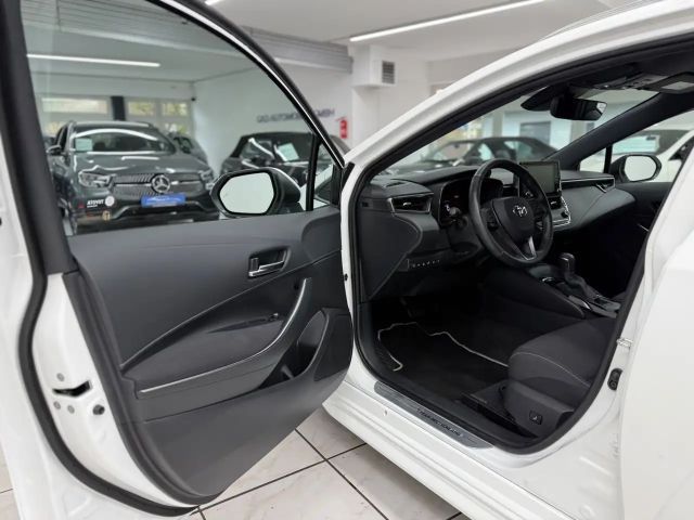 Toyota Corolla Hybride Team D