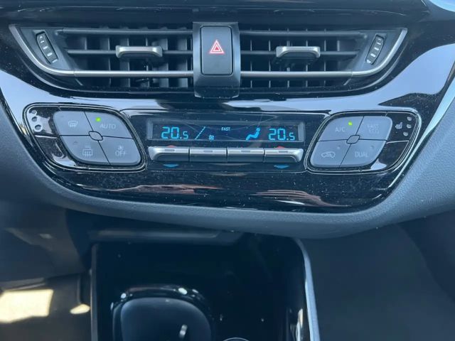 Toyota C-HR Hybride Team D