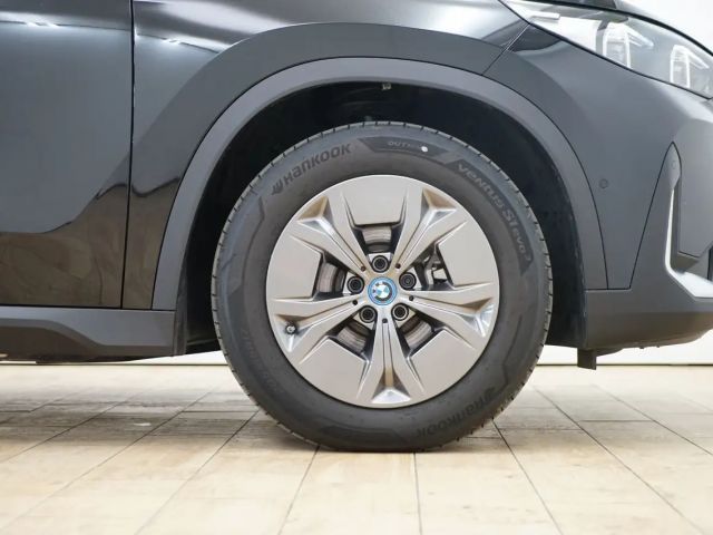 BMW iX1 xDrive30