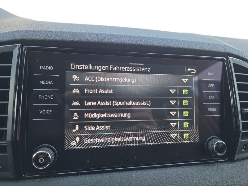 Skoda Karoq 1,0TSI 115PS Navi/LED/ACC/Kamera/Winterp.