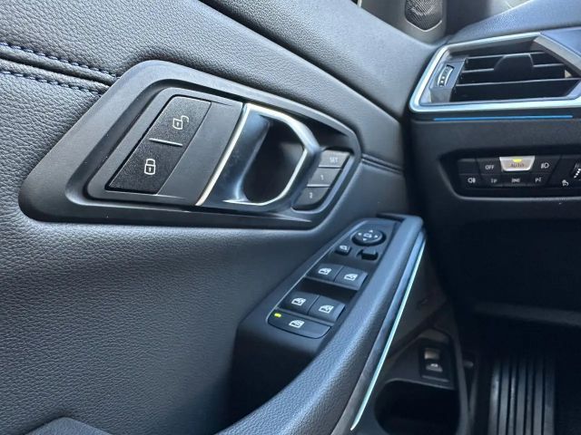 BMW 320 320i M-Sport Touring