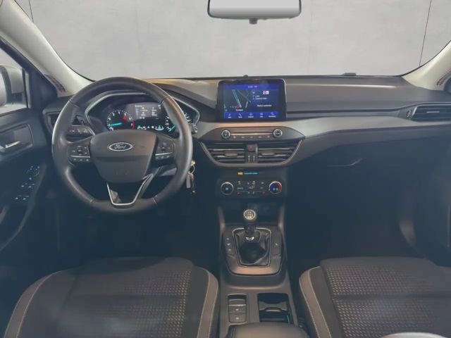 Ford Focus Cool & Connect EcoBoost Wagon