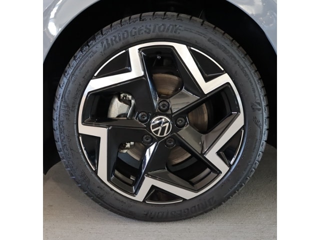 Volkswagen Golf 1.5 eTSI DSG Golf VIII