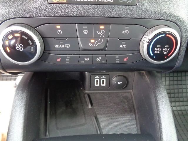 Ford Kuga Cool & Connect