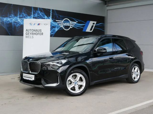 BMW iX1 xDrive30