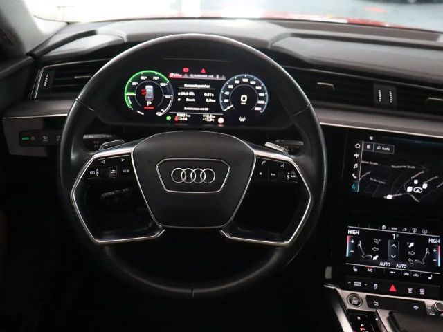 Audi e-tron 55