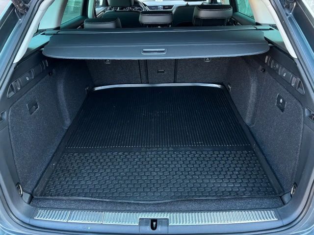 Skoda Superb 2.0 TDI 4x4 Combi Style Style