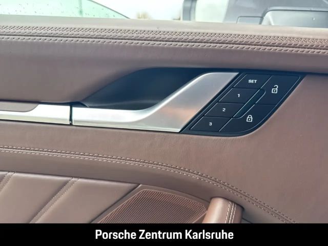 Porsche 992 4 Coupé GTS Targa