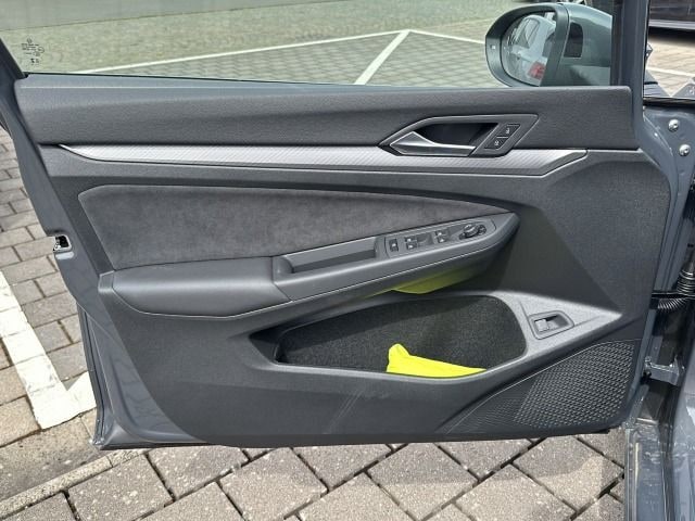 Volkswagen Golf 1.5 eTSI DSG Style Variant