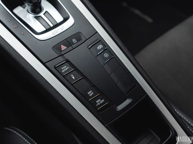 Porsche Cayman 718 Coupé